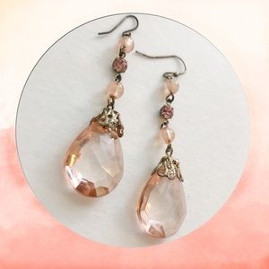 ⭐️Pink EARRINGS with tiny pink rhinestones⭐️
